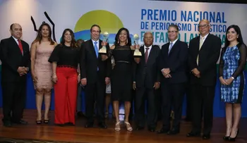 Wendy Almonte gana el Gran Premio de Periodismo Turístico 2016