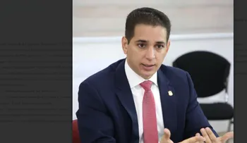 Víctor Fadul critica colapso eléctrico: ?El cambio huele a gas keroseno