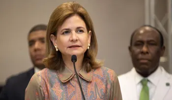 Vicepresidenta asegura porcentaje de contagios de COVID es mínimo; exhorta a la ciudadanía a completar vacunación