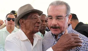 Danilo autoriza construcción de ingenio que producirá panelas de caña de azúcar
