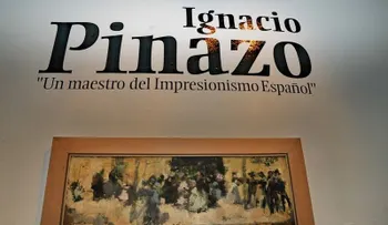 Consulado y Casa del dominicano de Valencia entregan libros a estudiantes dominicanos.