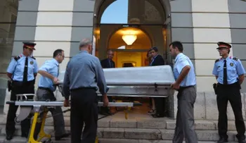 Extraen muestras de ADN de Salvador Dalí para una prueba de paternidad