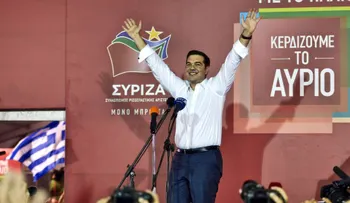 Tsipras declara la victoria y agradece a Grecia por el "claro mandato"