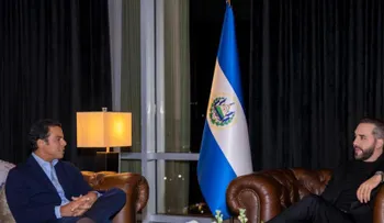 Saymon Díaz se reúne con Bukele para abordar el nuevo Estadio Nacional de El Salvador