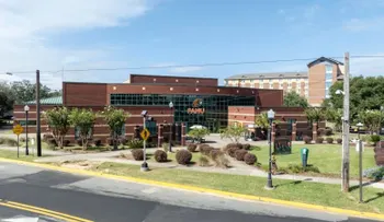 Tiroteo cerca del estadio de Florida A&M en Tallahassee deja 11 heridos, entre ellos seis menores