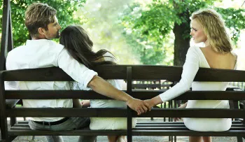 10 signos de que tu compañero es potencialmente infiel