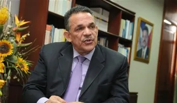 Ventura Camejo reitera necesidad promulgar reglamento de Ley de Salarios para sector público