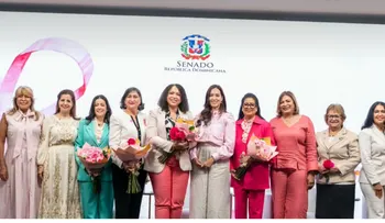Senado reúne a mujeres sobrevivientes de cáncer en el panel «Voces que vencieron»