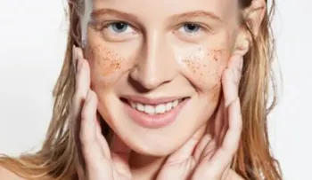La importancia de la exfoliación para un rostro fresco y joven