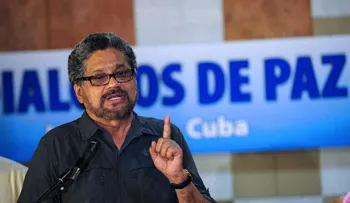 FARC rechazan plebiscito de paz y piden asignación de curules legislativas