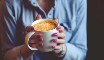 ¿Que tu pareja tome mucho café influye en tu fertilidad?