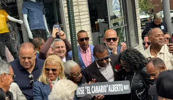 Inmortalizan a José Alberto «El Canario» con una calle que lleva su nombre en Union City