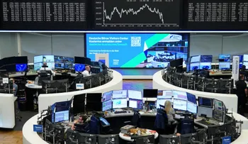 Tesoros globales caen y el petróleo sube: los mercados europeos y los futuros de Wall Street retroceden