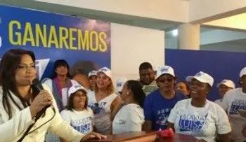 María Luisa Guzmán lanza candidatura pacto PRD-PLD como alcaldesa SDO