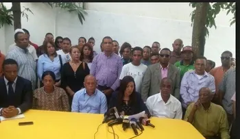 Dirigentes en Higüey renuncian indignados con dirección del PLD 