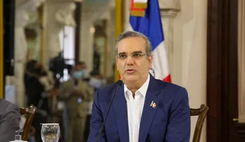Abinader se vacunará contra el Covid-19 este miércoles, en el Club San Carlos