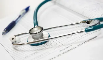Doctor de 103 años revela secretos sobre la longevidad