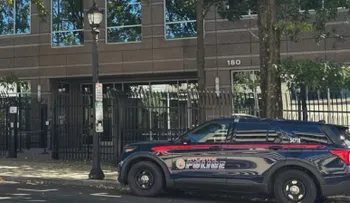 Acusan a un hombre de Georgia de lanzar un cóctel Molotov contra un edificio de ICE en Atlanta