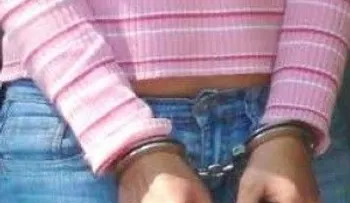 La PN apresa mujer por intentar agredir a su madre e hijos en San Cristóbal