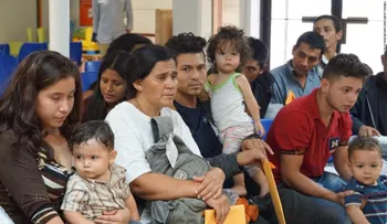Crece la indignación por familias separadas en la frontera, ¿cambiará Trump su política de "tolerancia cero"?