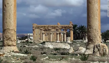 Las fuerzas sirias arrebatan a ISIS el control de Palmira, según medios estatales