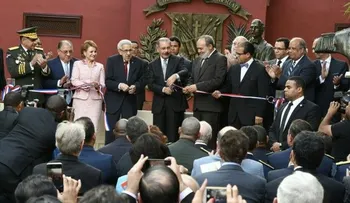 Presidente inaugura Museo de Cera Juan Pablo Duarte en la Ciudad Colonial