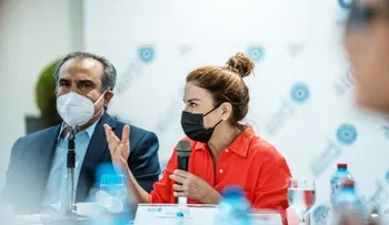 Anuncian plan piloto para sacar de la capital circulación vehículos pesados