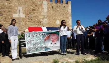 Claudio Caamaño es homenajeado en la fortaleza Ozama