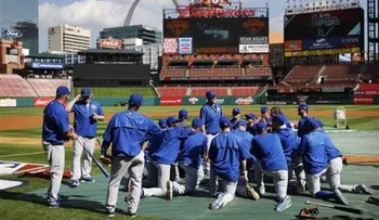 Lester contra Lackey en duelo de ex Medias Rojas