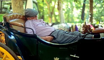 ¿Las siestas pueden compensar la falta de sueño?