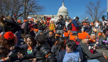 Un juez ratifica el fallo de que DACA debe ser restaurado