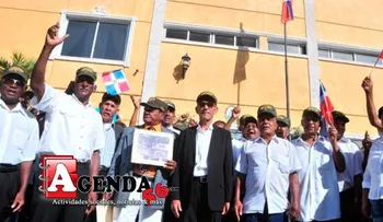 Combatientes Constitucionalistas piden a Danilo Medina que defienda al país 