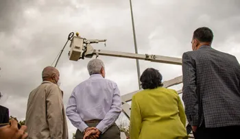 ETED lleva iluminación a instalaciones de la UASD; contribuyen con la seguridad de miles de estudiantes