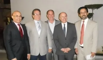 Realizan conversatorio sobre el Manifiesto de la Unión Cívica Nacional