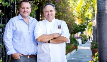 La historia de dos "caddies" que crearon un negocio que genera millones al año