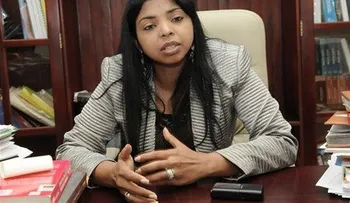  Fiscal Yeni Berenice investiga varias denuncias de estafas a través del negocio de Bitcoin 