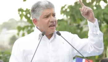 Eduardo Estrella: "Frontera dominicana se ha convertido en tierra de nadie".