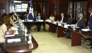 Cancillería presenta a veedores detalles de organización de cumbres de 2016