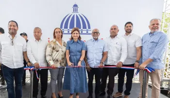 Raquel Peña entrega viviendas, espacios deportivos y centros comunitarios en San Cristóbal