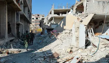 Terroristas explotan con un misil un autobús militar en Damasco