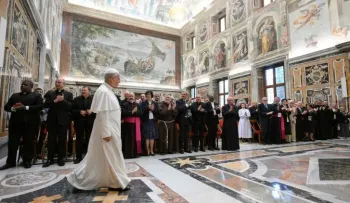 El papa León XIV y Guterres alertan sobre los riesgos de la inteligencia artificial descontrolada