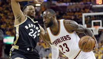 Con 39 puntos de LeBron, Cavs arrasan a Raptors 