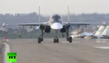 El primer video desde la base de la Fuerza Aérea rusa en Siria