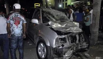 Mueren tres hombres y otros heridos al deslizarse yipeta en que viajaban