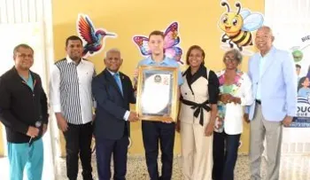 Familia Mota Gil premia la excelencia estudiantil en centro educativo de La Vega