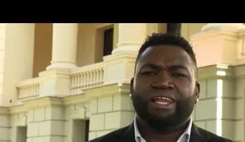 David Ortiz se suma a campaña gubernamental contra accidentes de tránsito