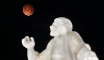 Luna de sangre 27-28 de septiembre causa nerviosismo; porque sería el fin de los tiempos 