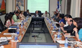 CNSS sube de RD$3 mil a RD$8 mil la cobertura de medicamentos
