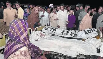 Masacre familiar deja 15 muertos en la India