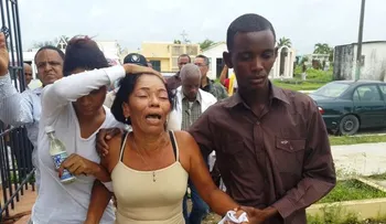 En medio de llantos entierran chofer manejaba camión Dominican Watchan asesinado frente a PUCMM